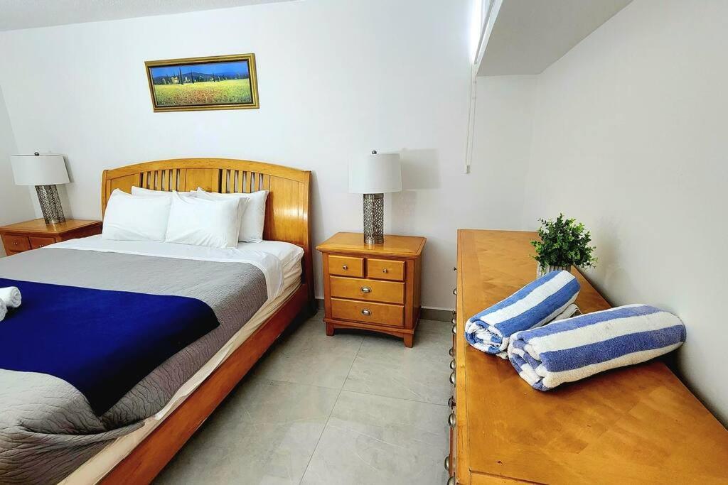 Ocean View Deluxe Suite: Pvt. Beach & Pool San Juan Exteriör bild